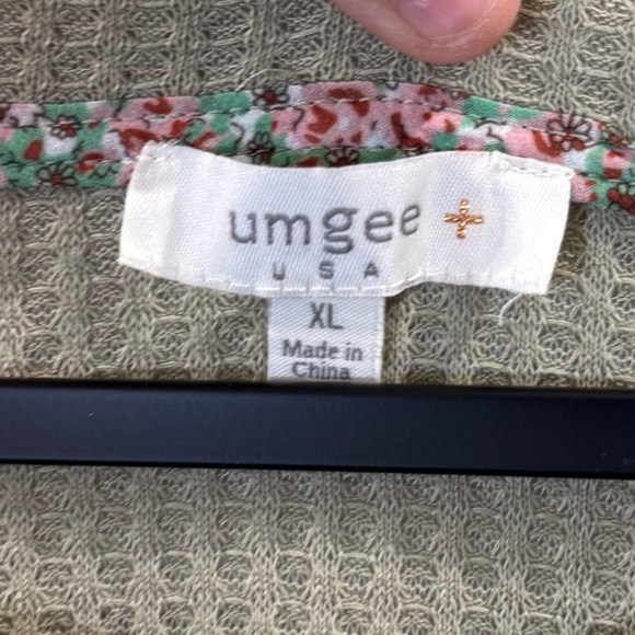 Umgee | Women's Green Thermal Mixed Print Boho Sleeves Peplum Hem Top Size XL - Picture 4 of 10